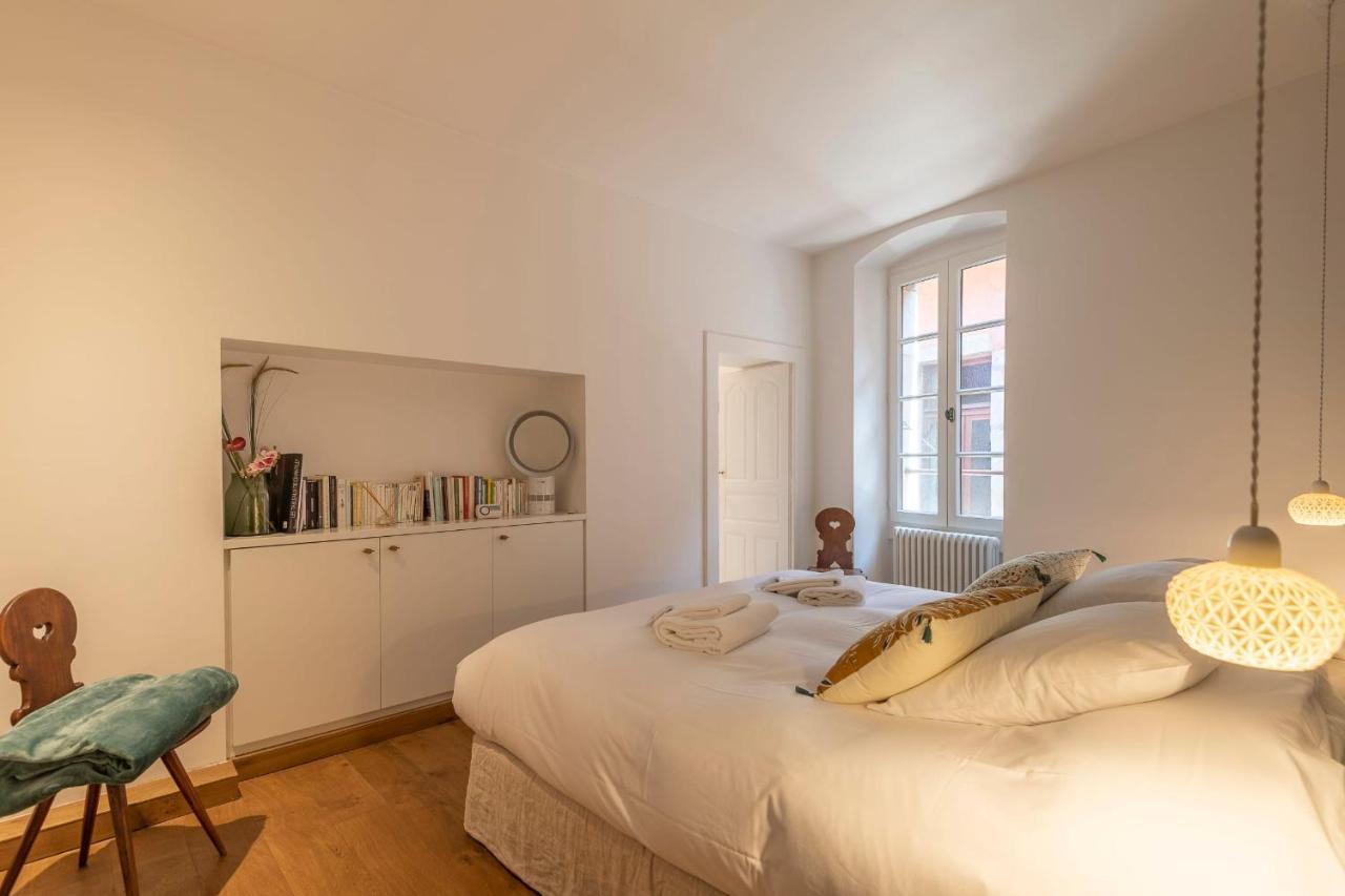 Geräumige Wohnung mit 4 Sternen im Herzen der Altstadt Annecy Exterior foto